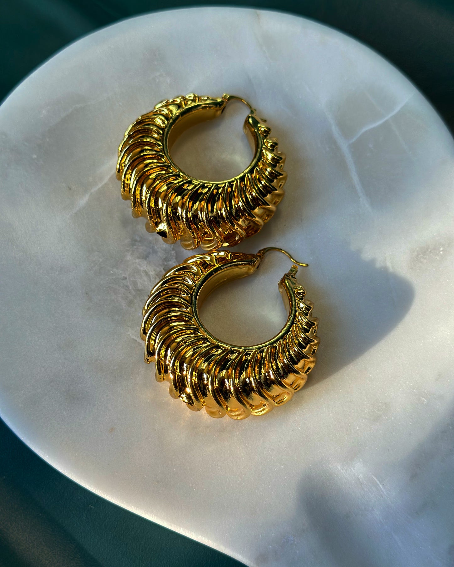 Viola Hoops