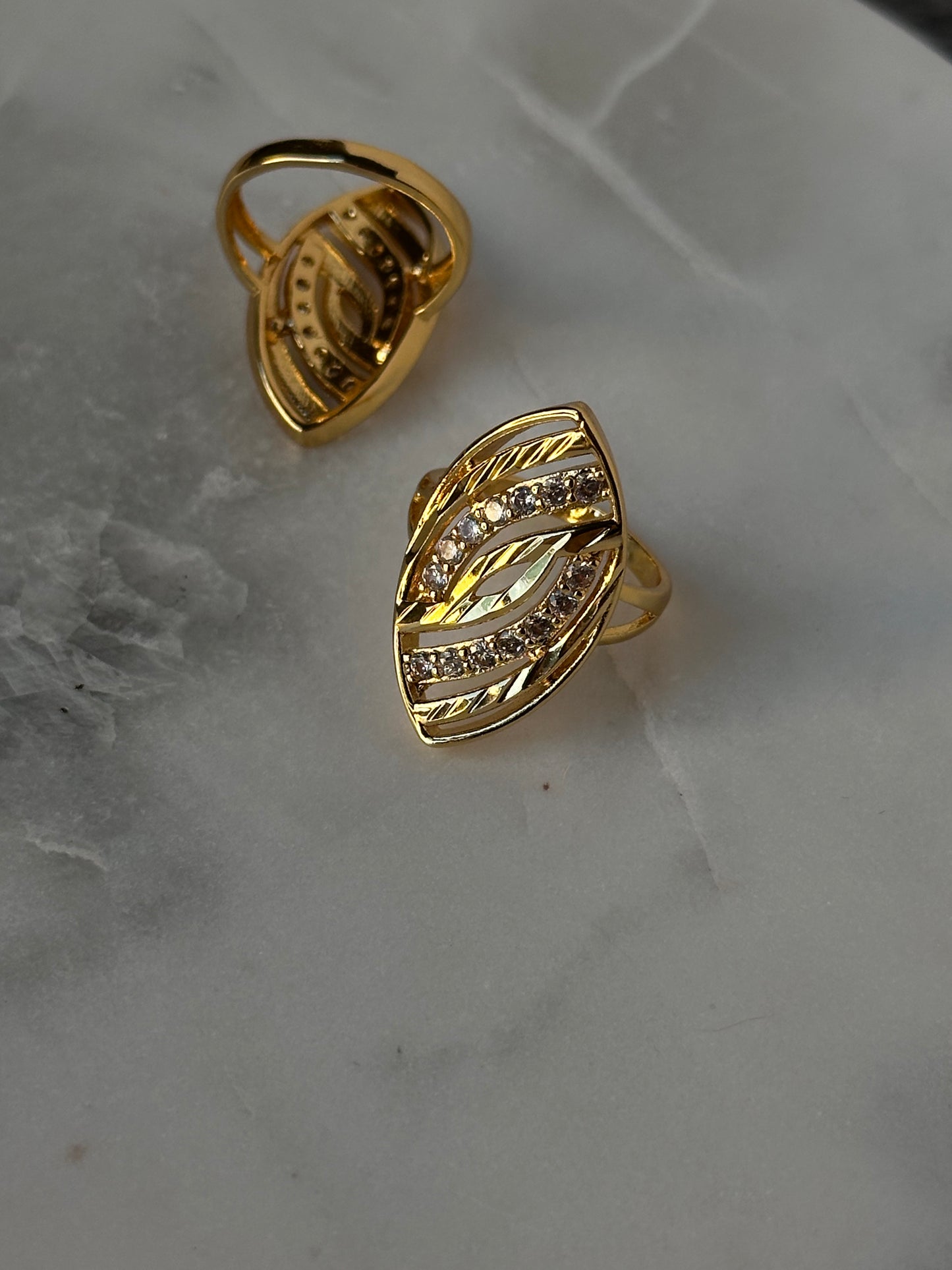 Bernice ring - 24kt GP