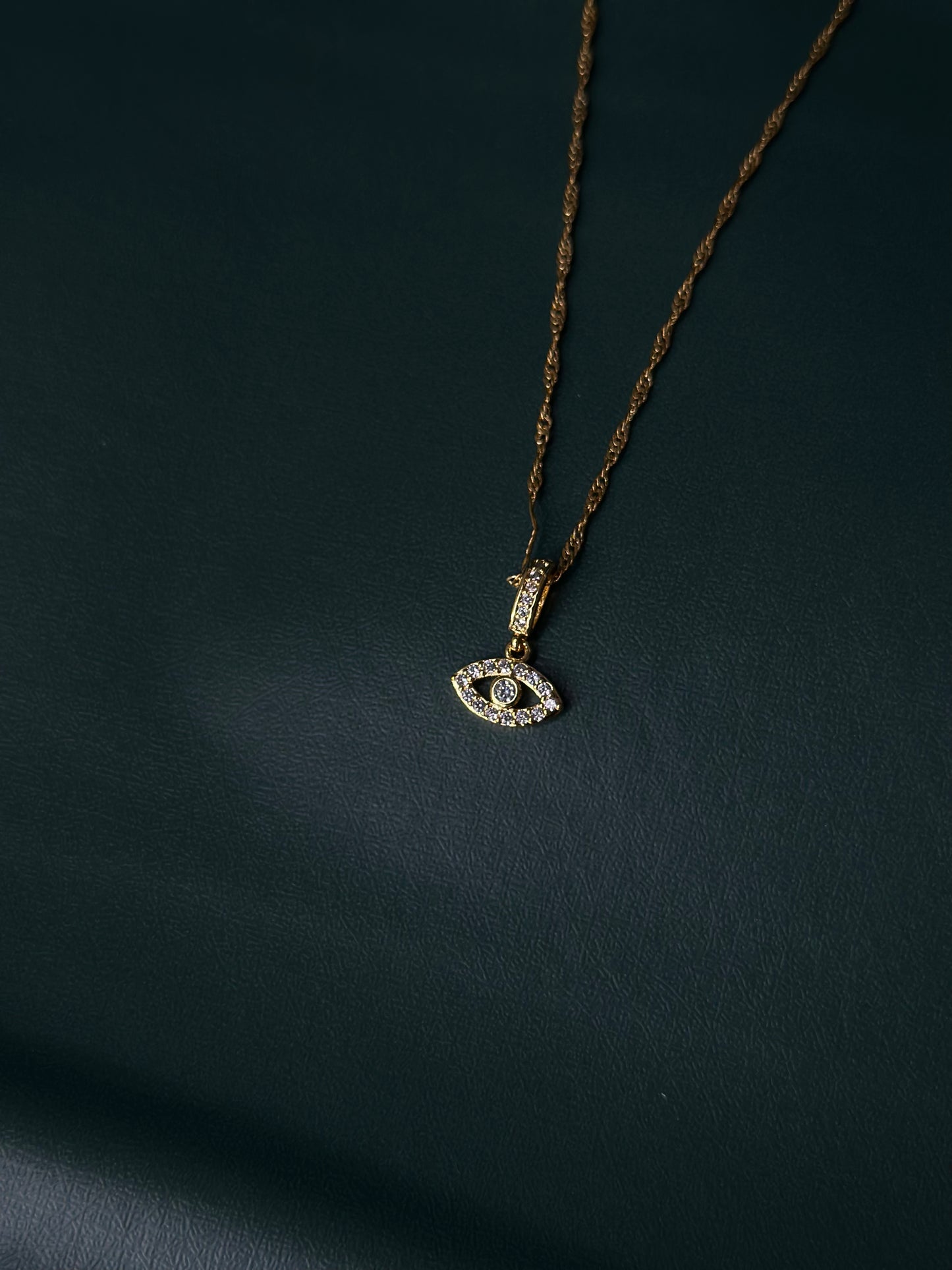 Dainty Evil eye necklace