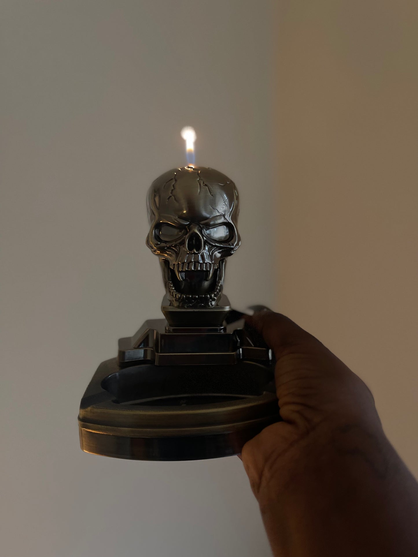 Skull Ashtray Lighter