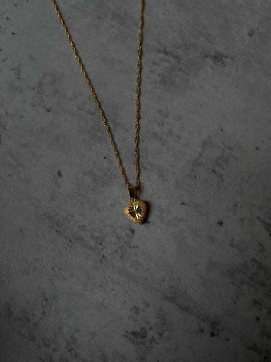 1995 heart necklace